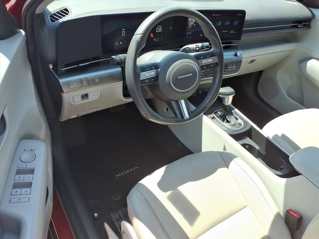 Used 2024 Hyundai Kona SEL FWD image 19