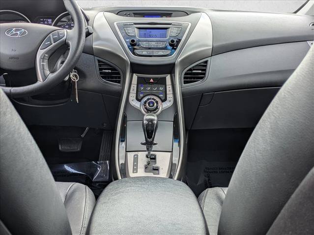 Used 2013 Hyundai Elantra Limited FWD image 15
