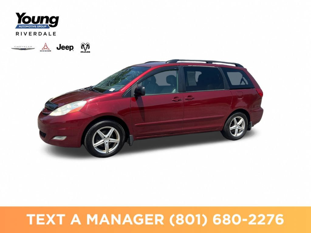 Used 2008 Toyota Sienna CE FWD image 1