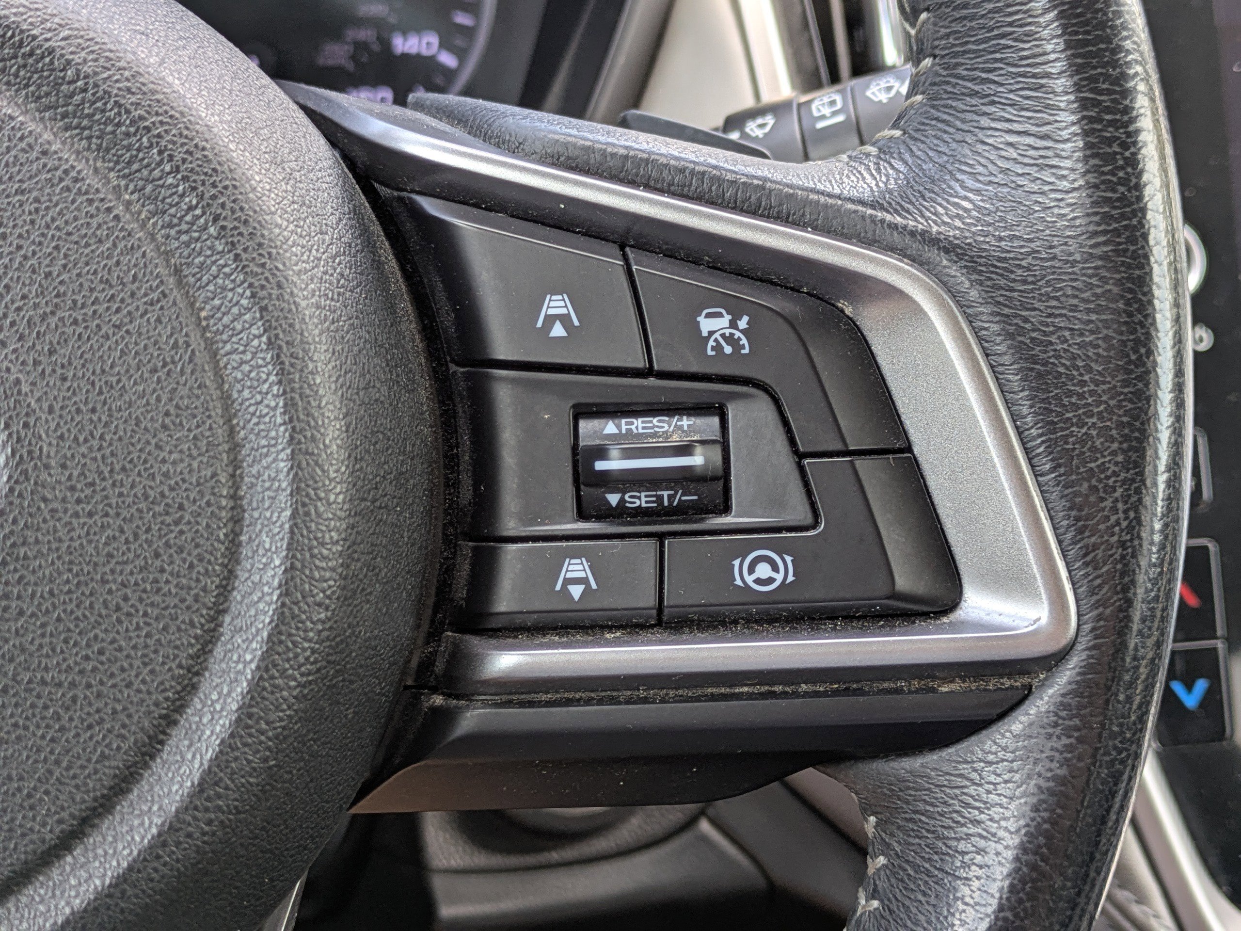 Used 2021 Subaru Outback Limited image 22