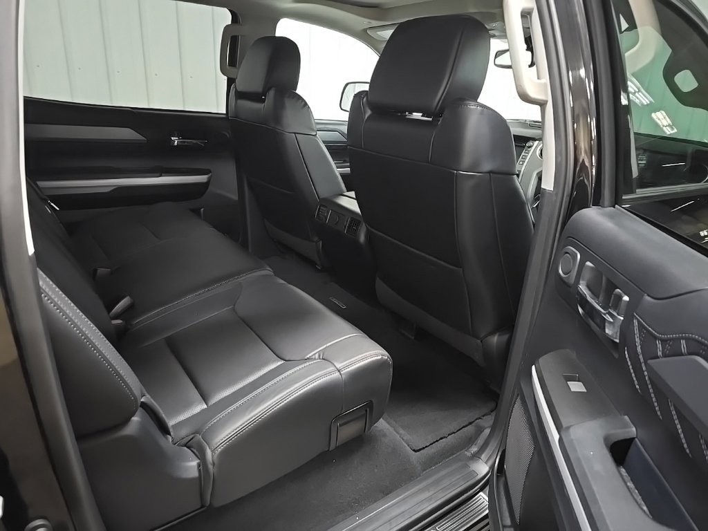 Used 2019 Toyota Tundra Platinum AWD/4WD image 18