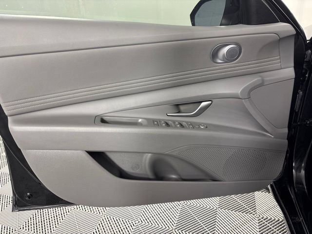Used 2024 Hyundai Elantra SEL w/ Convenience Package FWD image 16