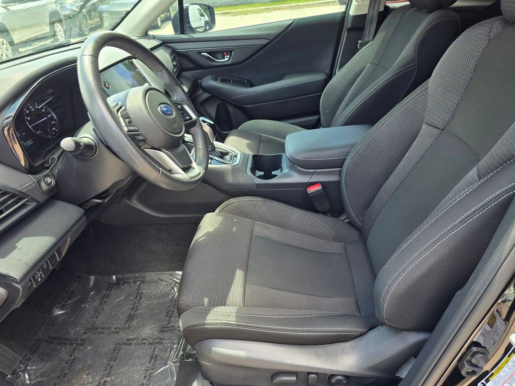 Used 2024 Subaru Outback Premium AWD/4WD image 16