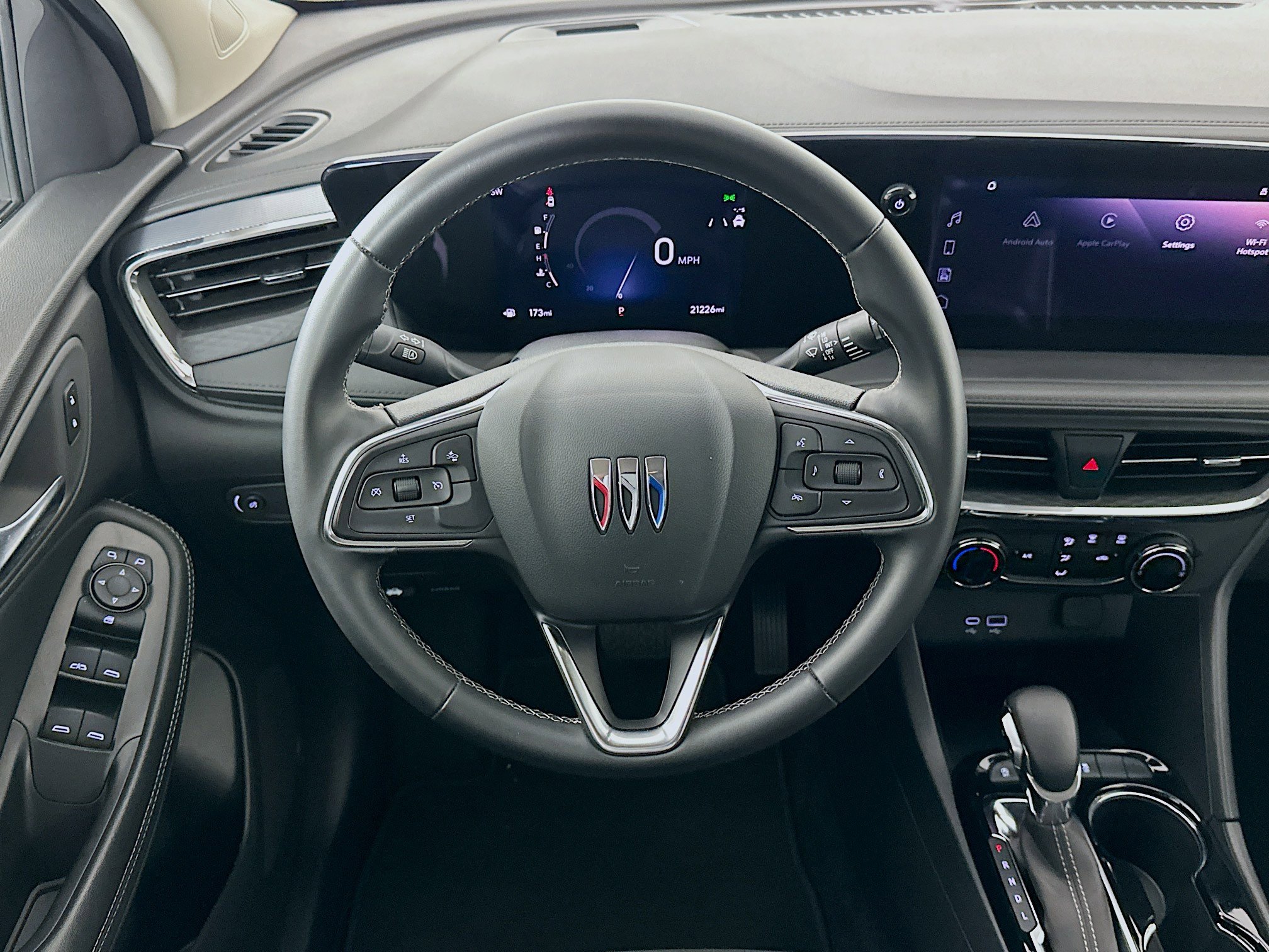 Used 2025 Buick Encore GX Preferred image 18