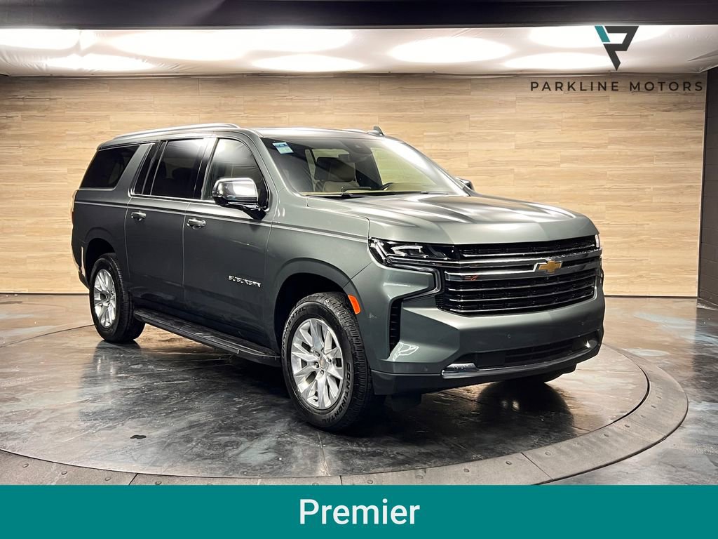 Used 2024 Chevrolet Suburban Premier w/ Premium Package 2