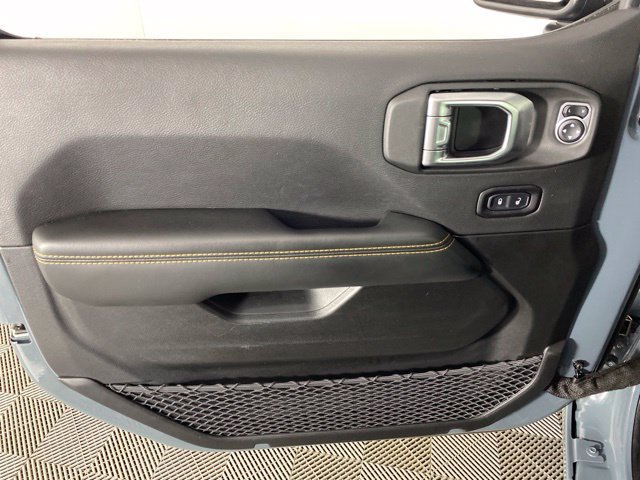 Used 2026 Jeep Wrangler Unlimited Sahara AWD/4WD image 15