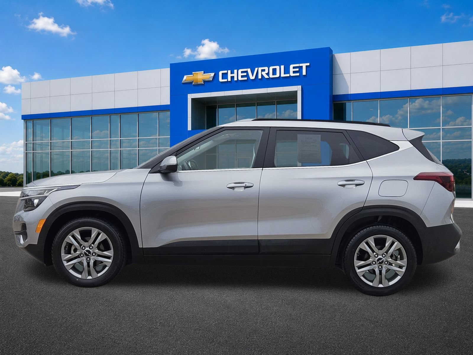 Used 2022 Kia Seltos S FWD video 3
