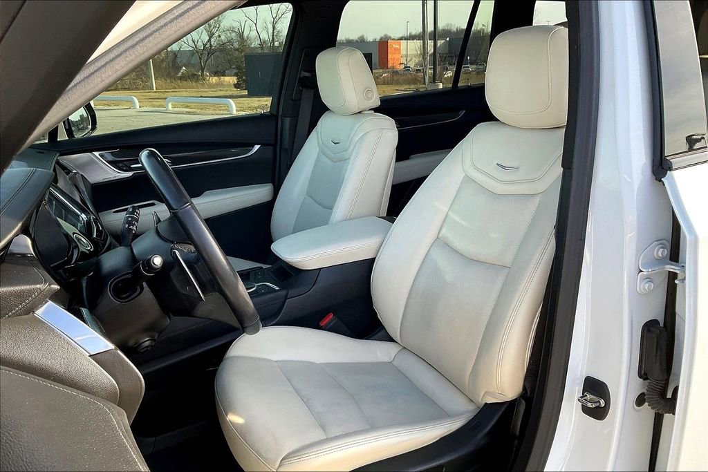 Used 2023 Cadillac XT6 Sport image 27