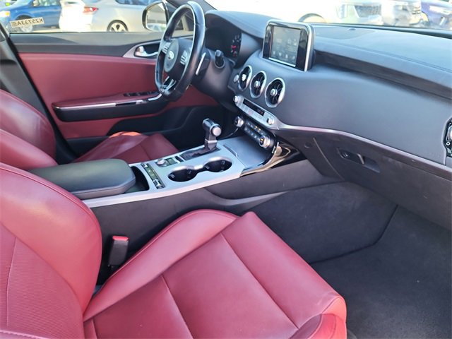 Used 2020 Kia Stinger GT image 18