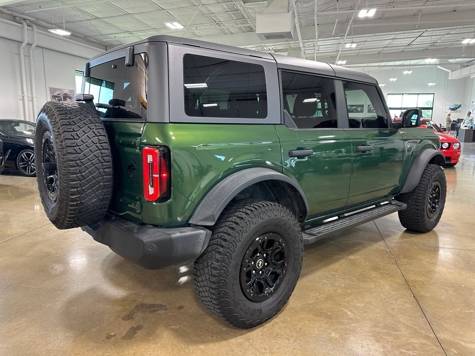 Used 2024 Ford Bronco Wildtrak AWD/4WD image 8