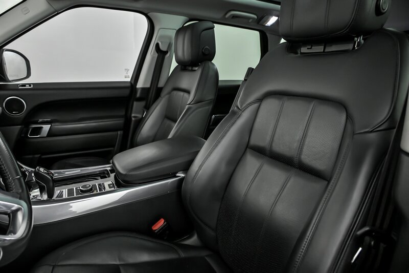 Used 2019 Land Rover Range Rover Sport HSE AWD/4WD image 20