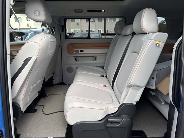 New 2025 Volkswagen ID. Buzz 1st Edition image 19