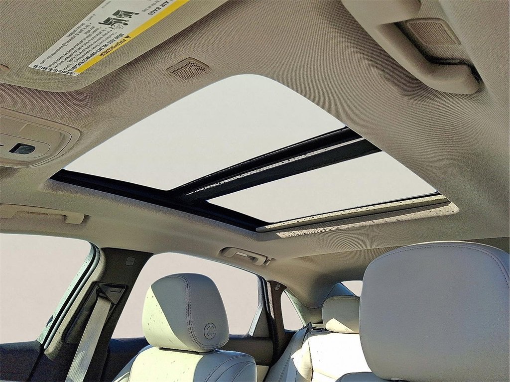 Used 2015 Cadillac XTS Luxury w/ Driver Awareness Package image 15