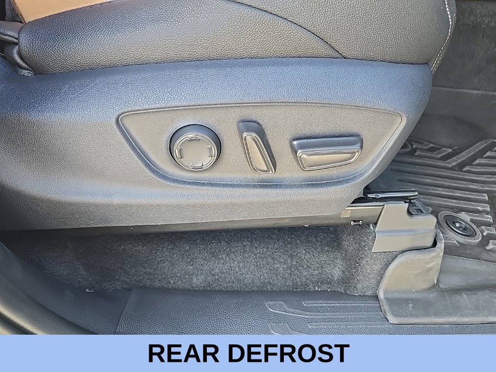 Used 2025 Toyota Tacoma TRD Off-Road w/ TRD Off Road Upgrade Package AWD/4WD image 14