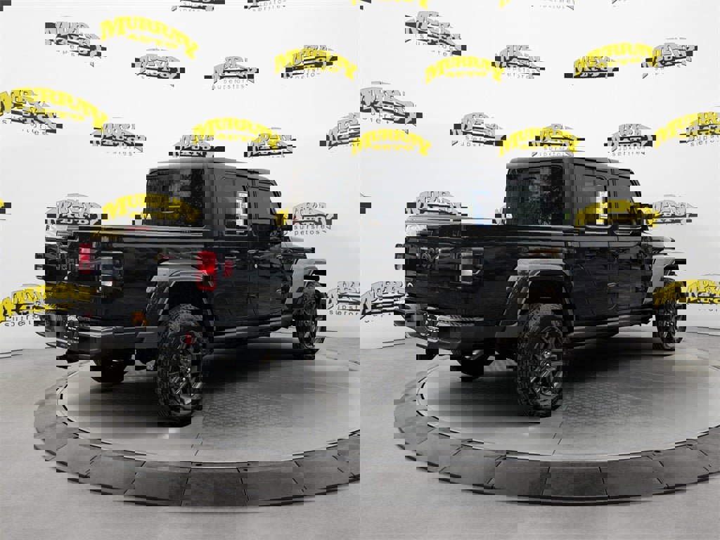 New 2025 Jeep Gladiator Sport image 5