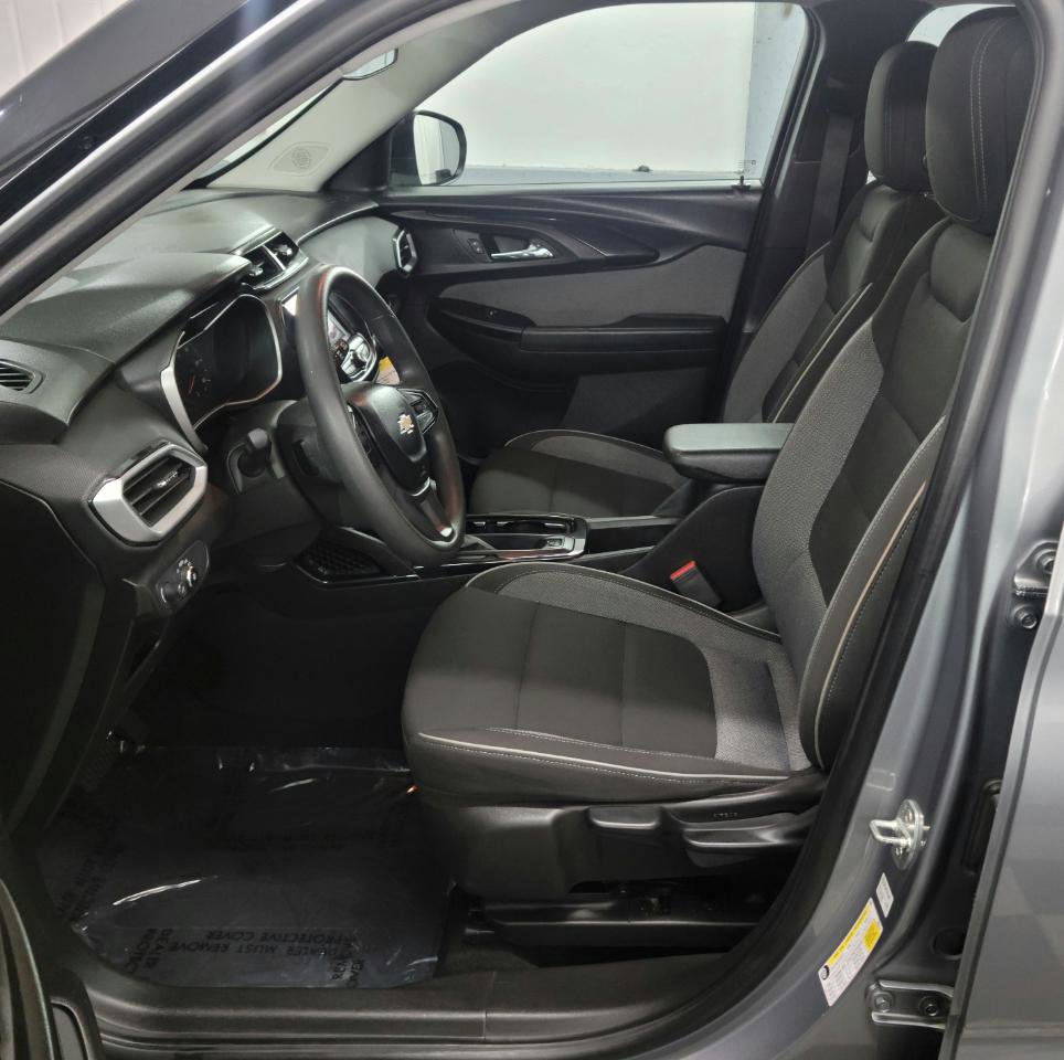 Used 2023 Chevrolet TrailBlazer LS AWD/4WD image 7