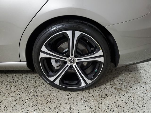 Used 2023 Mercedes-Benz C 300 Sedan image 9