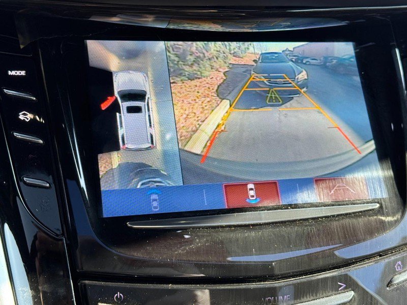 Used 2020 Cadillac Escalade Platinum image 24