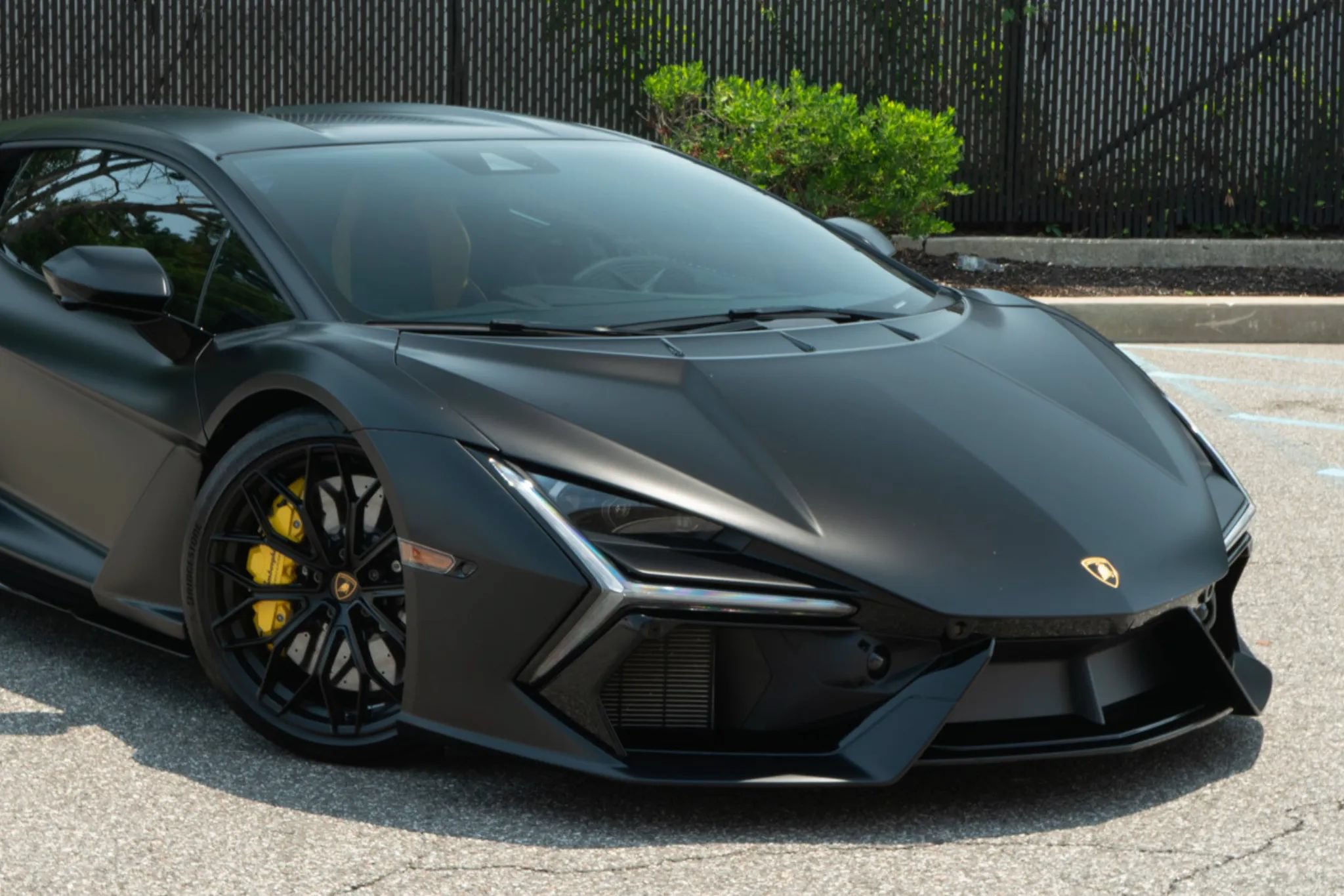 Used 2024 Lamborghini Revuelto AWD/4WD image 30