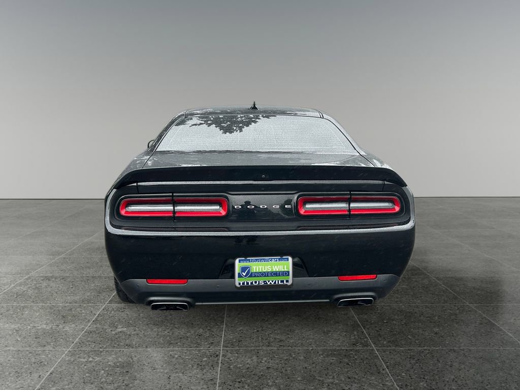 Used 2022 Dodge Challenger R/T Scat Pack RWD image 8