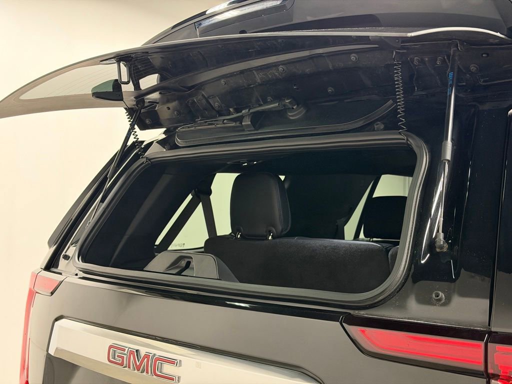 Certified 2024 GMC Yukon Denali image 16