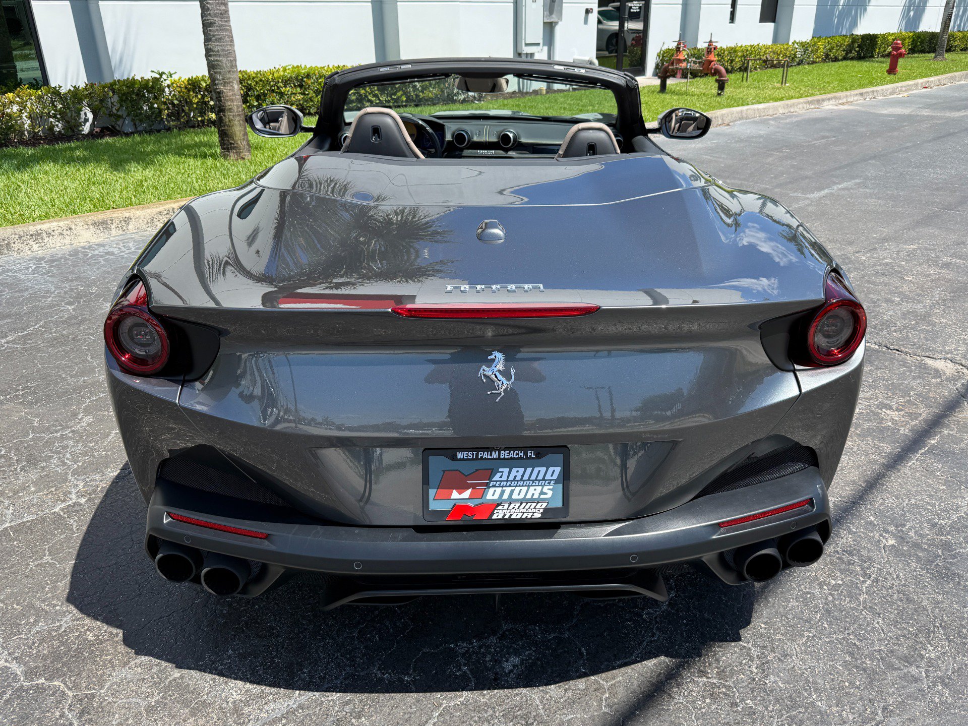 Used 2019 Ferrari Portofino RWD image 24