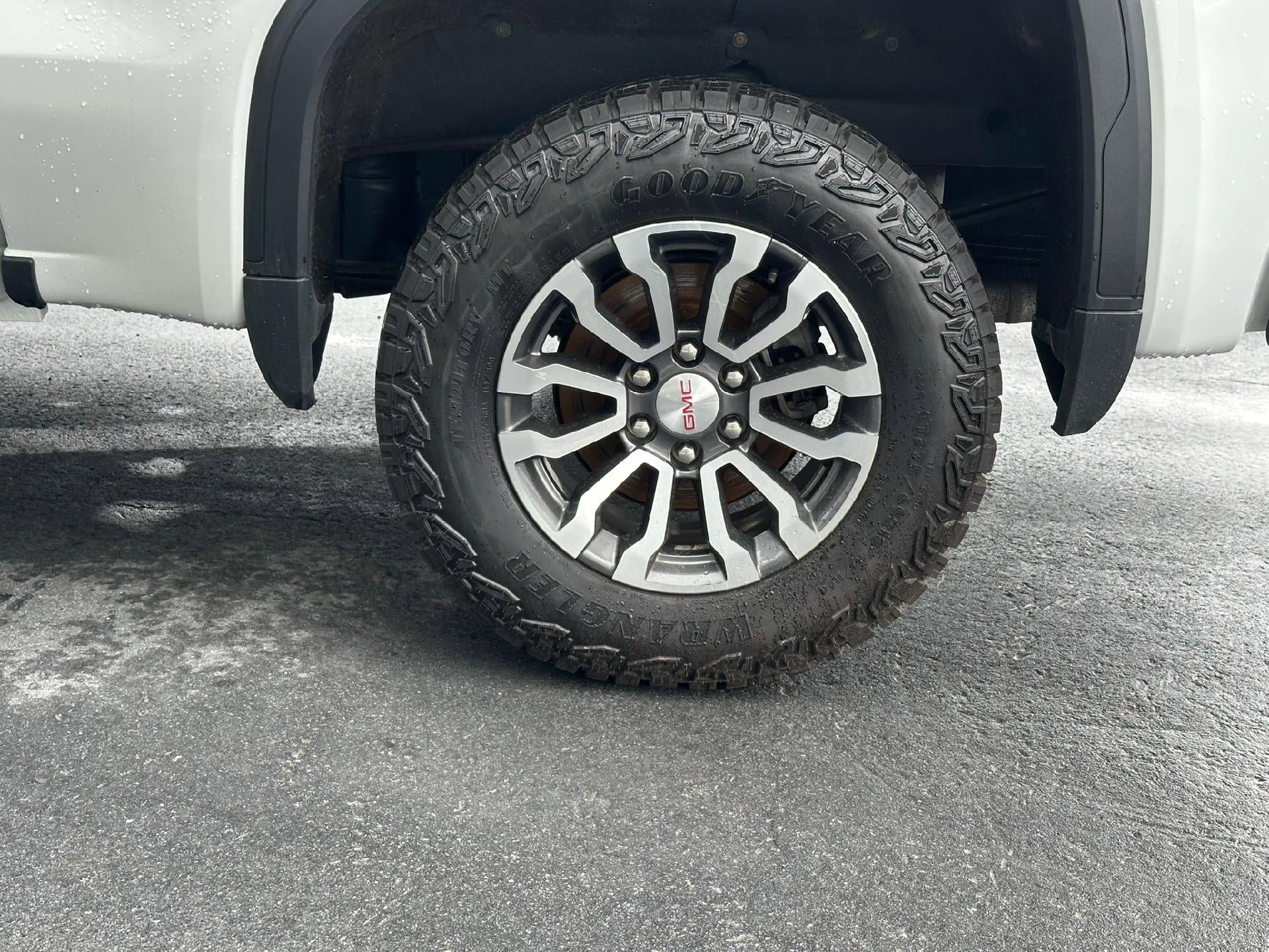 Certified 2023 GMC Sierra 1500 AT4 w/ AT4 Premium Package AWD/4WD image 47