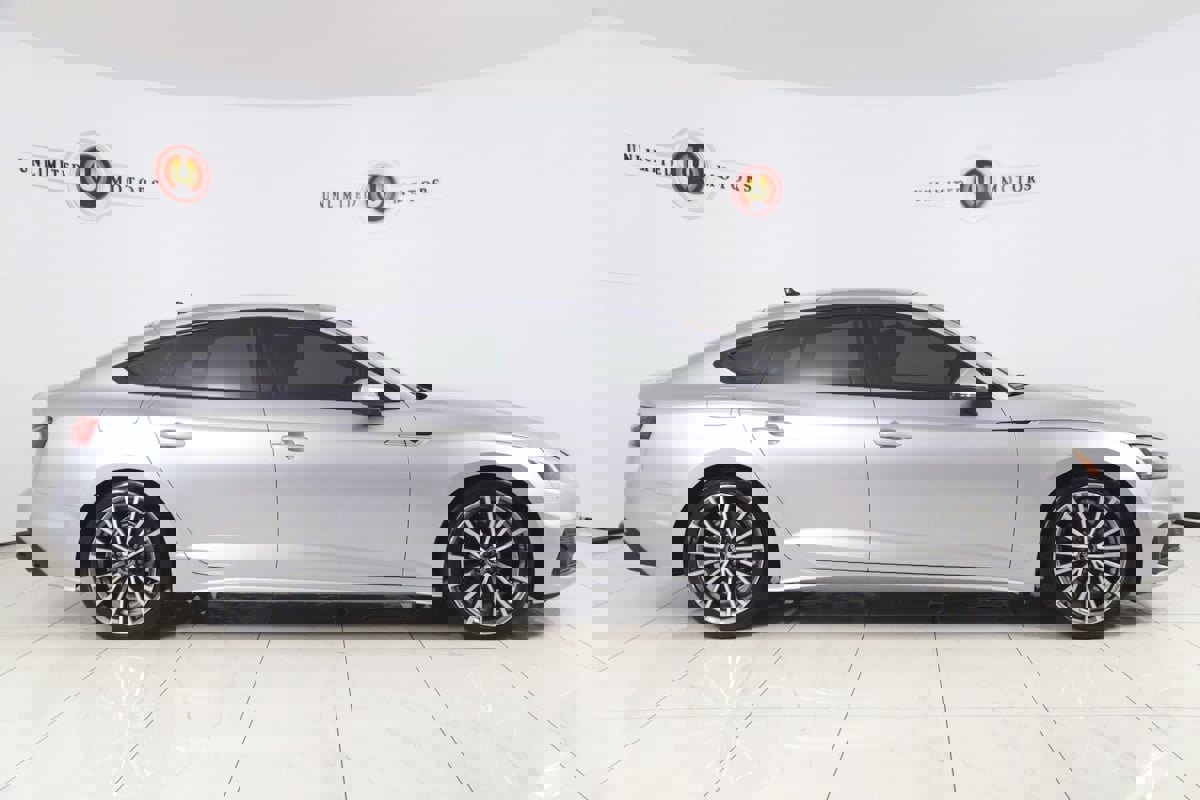 Used 2022 Audi A5 2.0T Premium Plus image 2