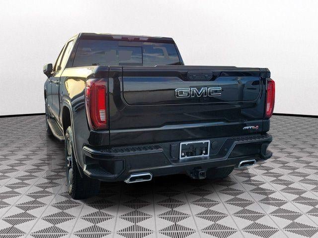 Used 2025 GMC Sierra 1500 AT4 w/ AT4 Premium Package AWD/4WD image 4