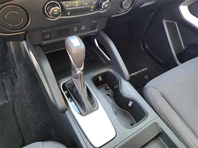 Used 2023 Nissan Frontier SV image 8