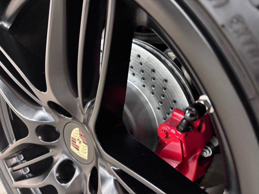 Used 2013 Porsche 911 Carrera 4S image 21