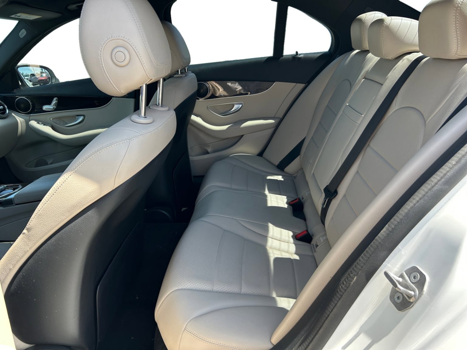 Used 2018 Mercedes-Benz C 300 Sedan image 16