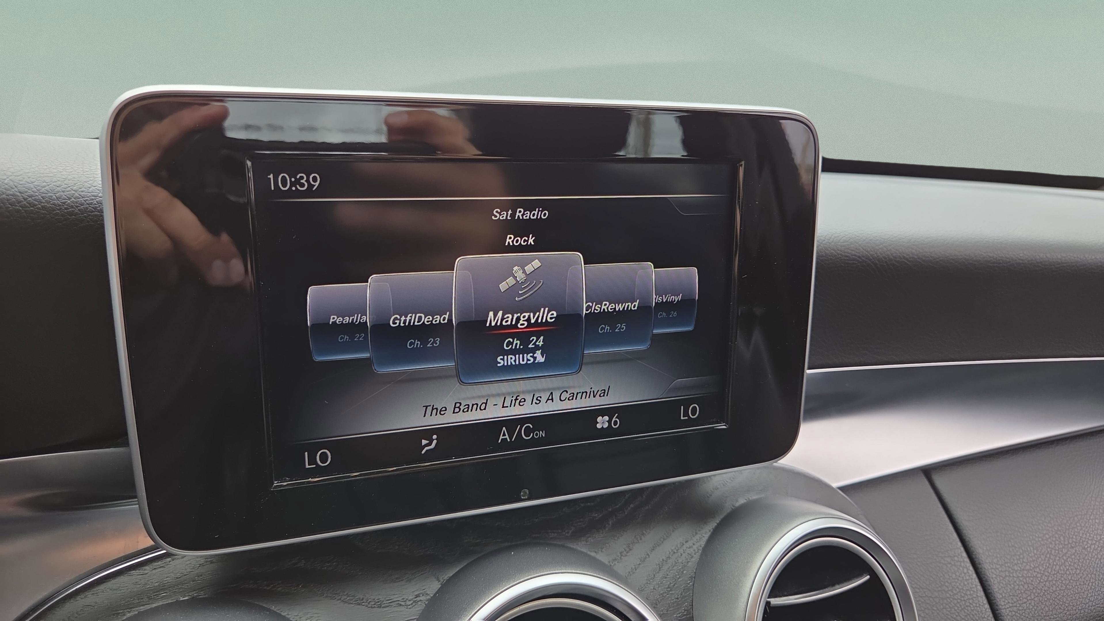 Used 2015 Mercedes-Benz C 300 4MATIC Sedan image 32