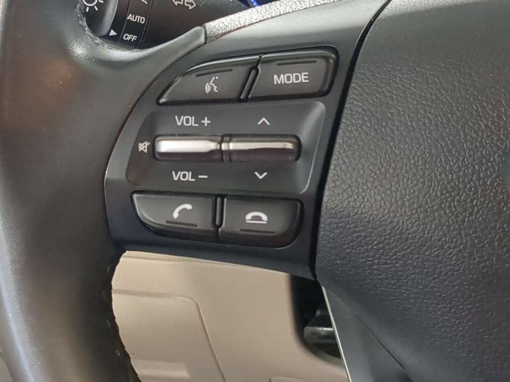Used 2020 Hyundai Elantra Value Edition FWD image 28