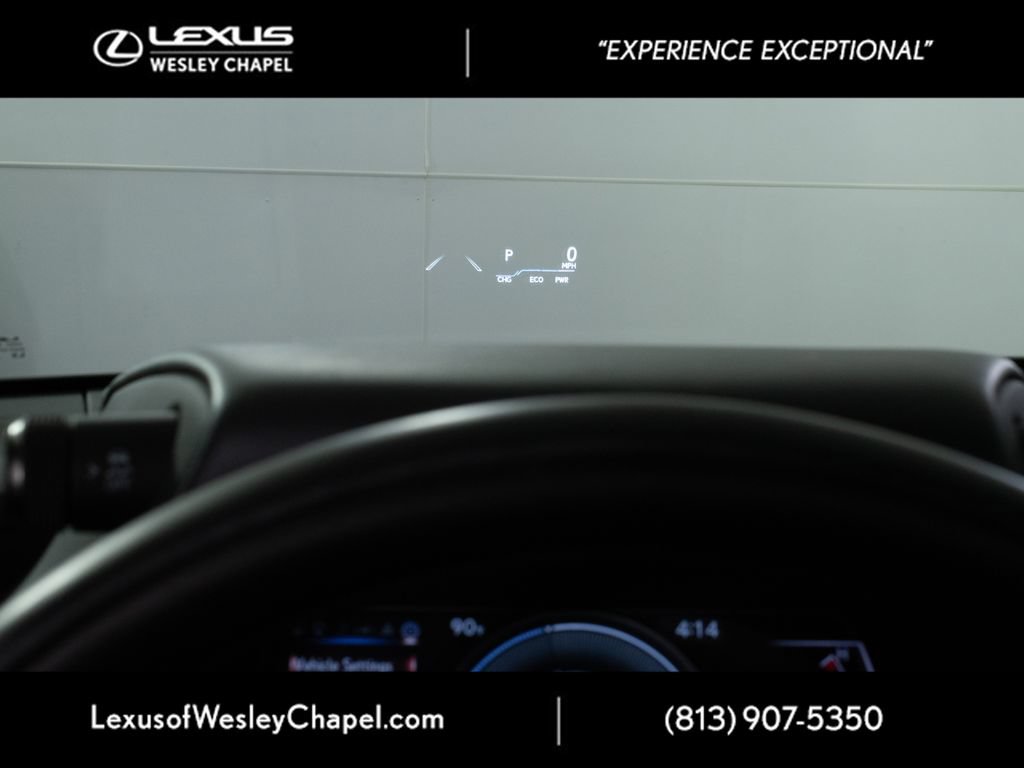 Certified 2022 Lexus ES 300h Ultra Luxury w/ Accessory Package 2 FWD image 23