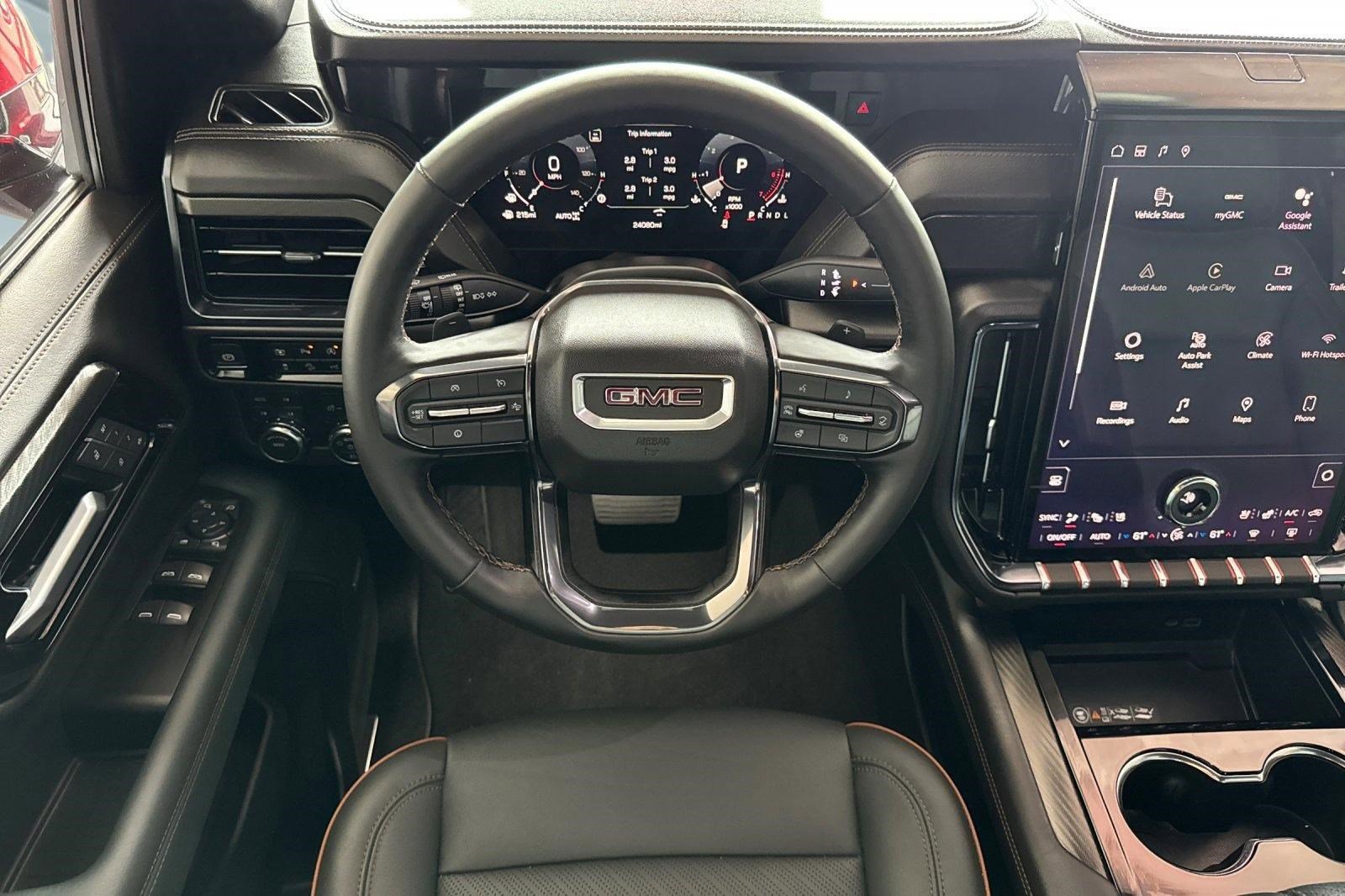 Used 2025 GMC Yukon AT4 AWD/4WD image 28