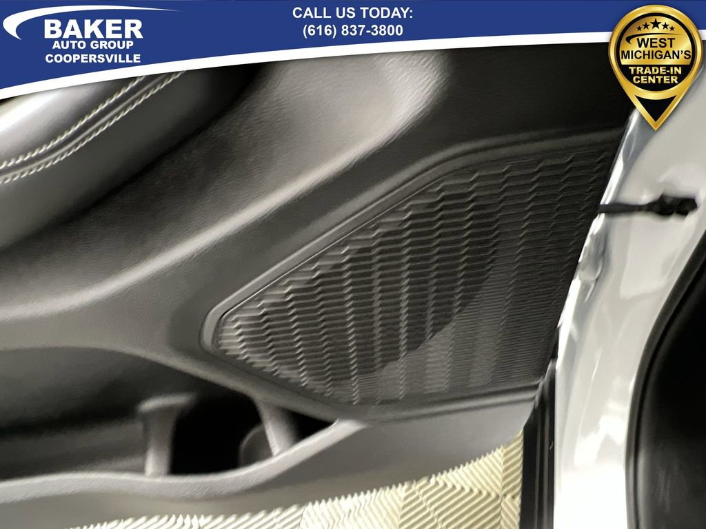 Used 2024 Jeep Grand Cherokee Limited w/ Black Appearance Package image 25