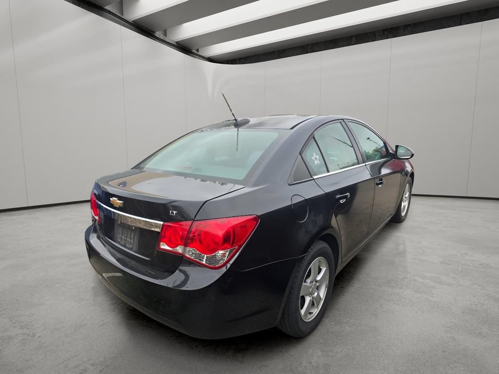 Used 2016 Chevrolet Cruze LT FWD image 8