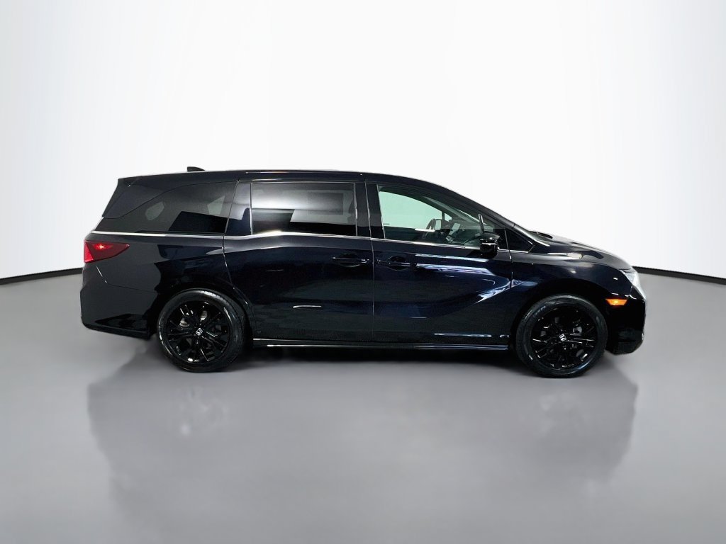 Used 2025 Honda Odyssey Sport-L image 2