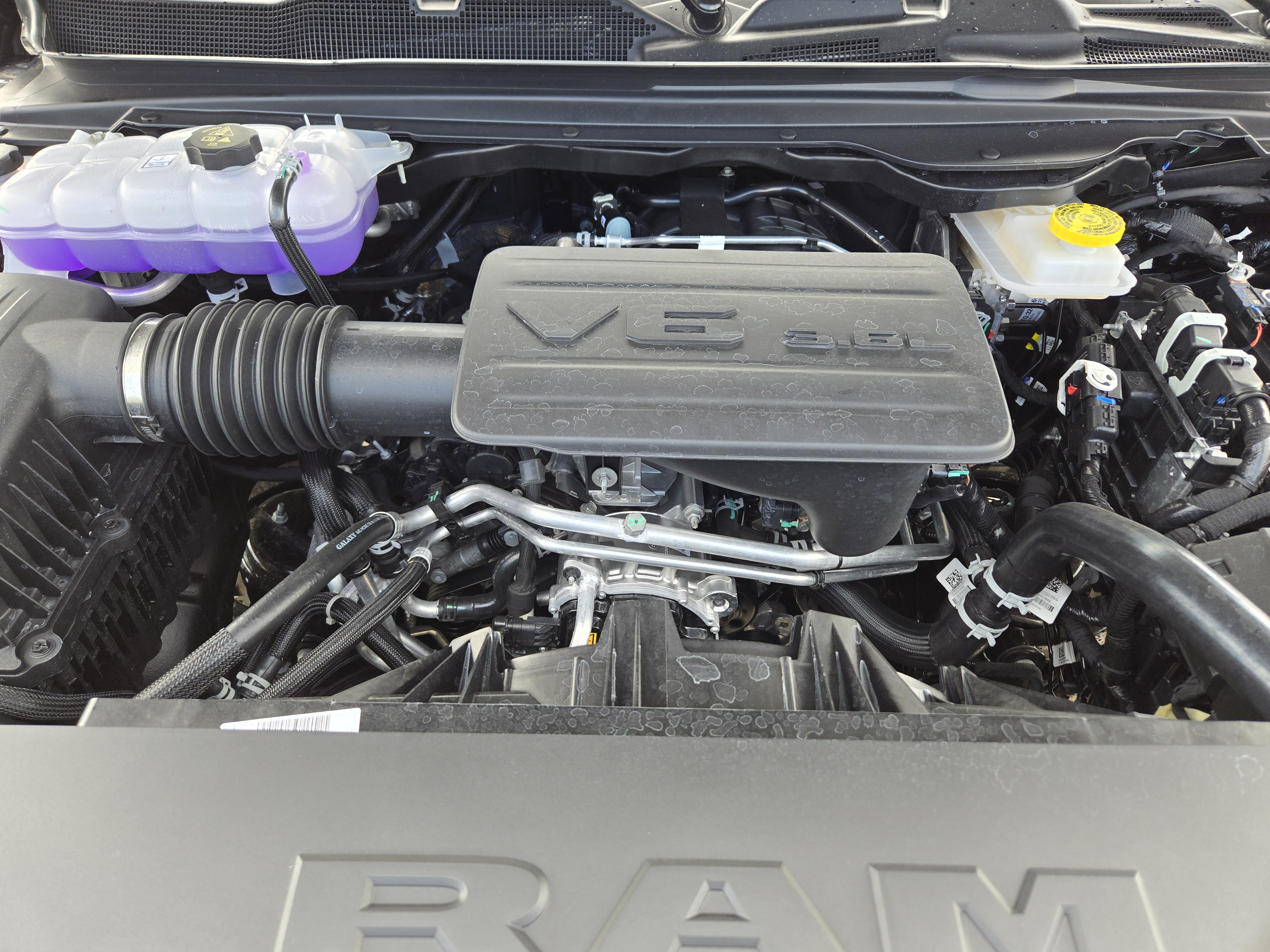 New 2026 RAM 1500 Big Horn w/ Sport Appearance Package AWD/4WD image 21