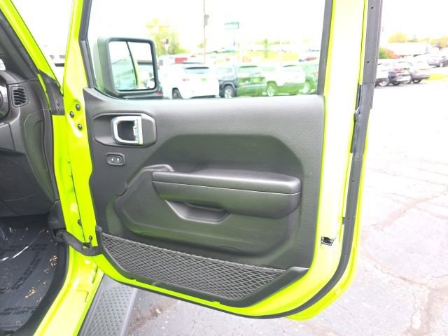 Used 2021 Jeep Wrangler Unlimited Sport image 36