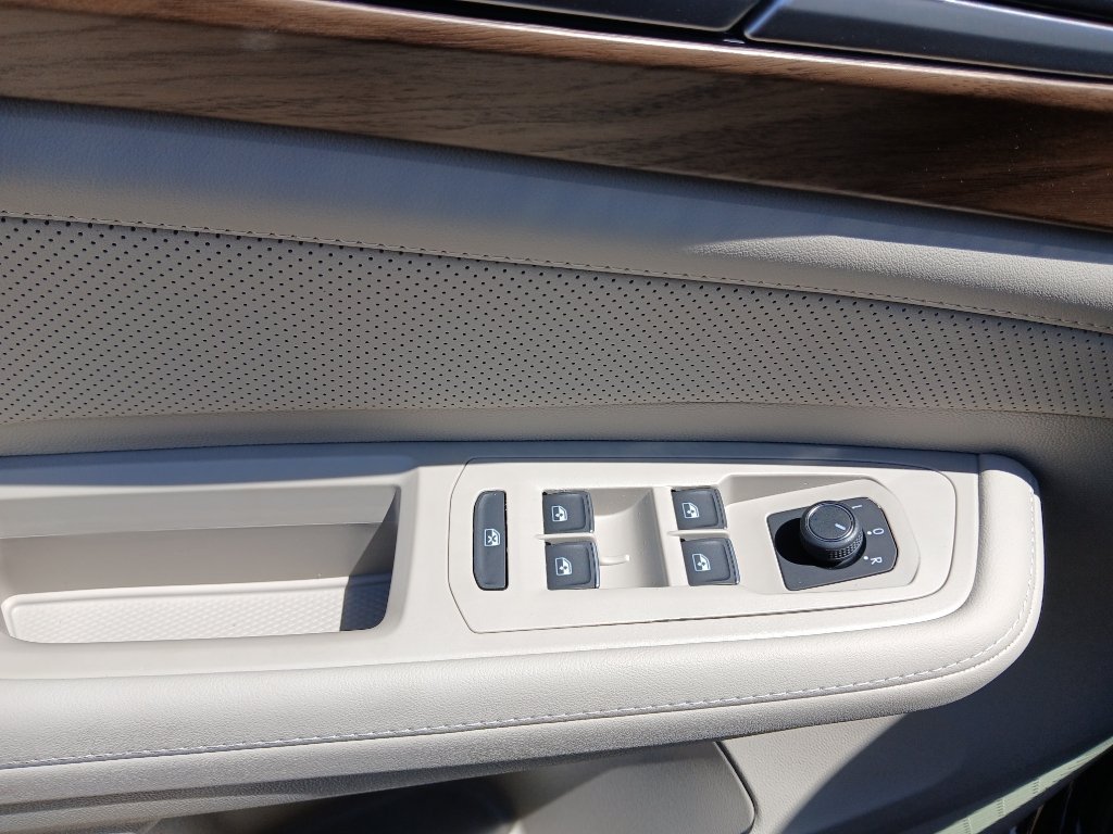 New 2026 Volkswagen Atlas SE FWD image 10