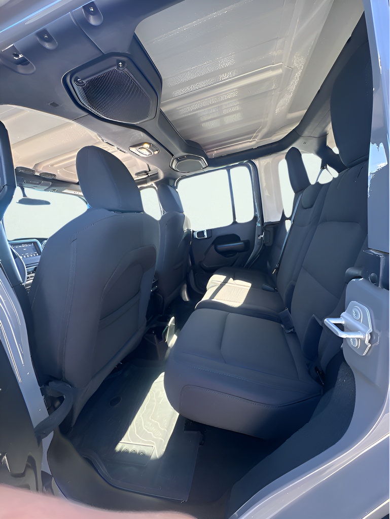 Used 2023 Jeep Wrangler Unlimited Sport AWD/4WD image 9