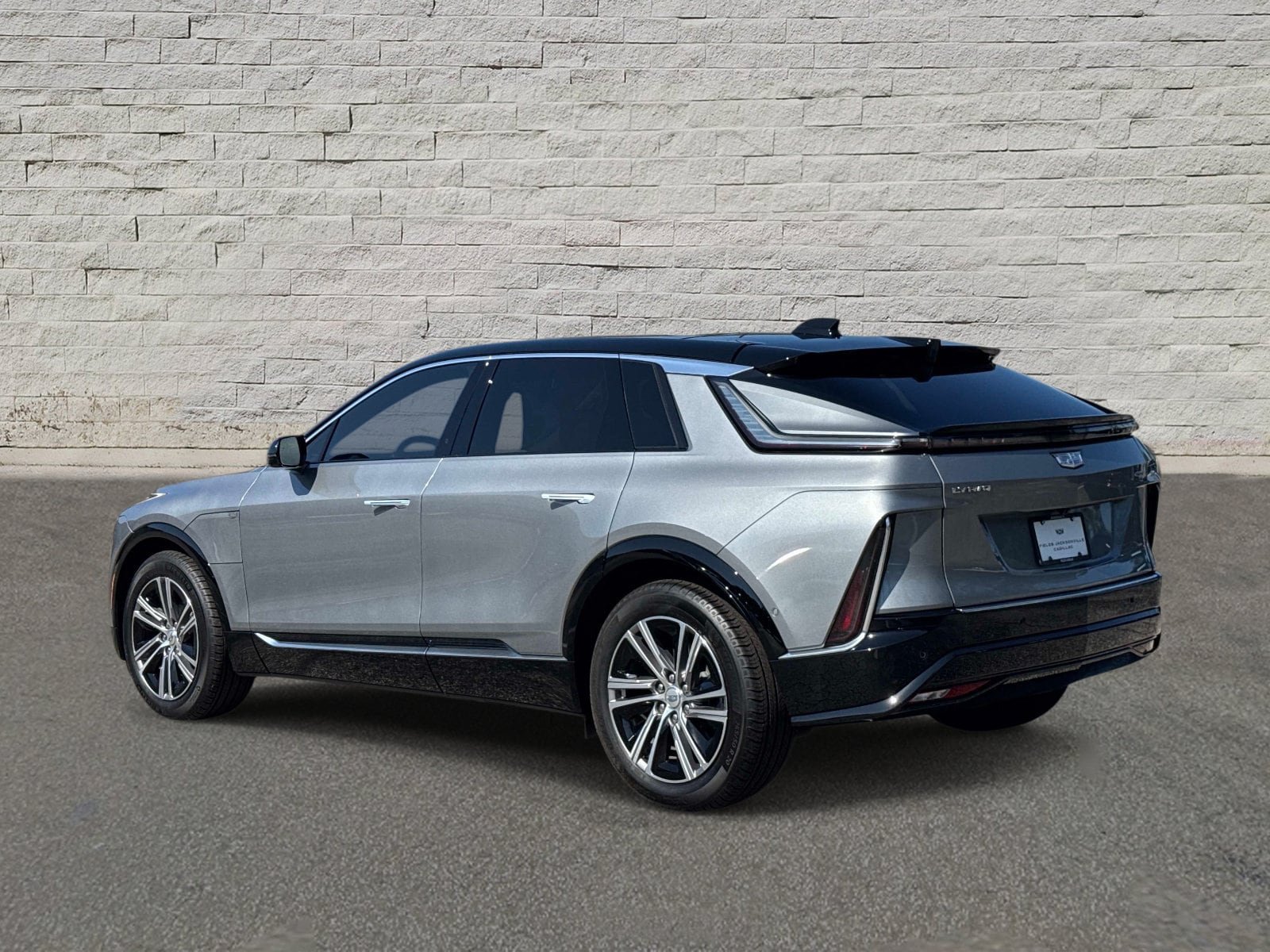 New 2026 Cadillac Lyriq Luxury RWD image 3