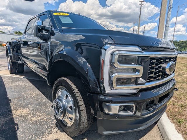 Certified 2025 Ford F450 Platinum w/ Platinum Plus Package AWD/4WD image 3