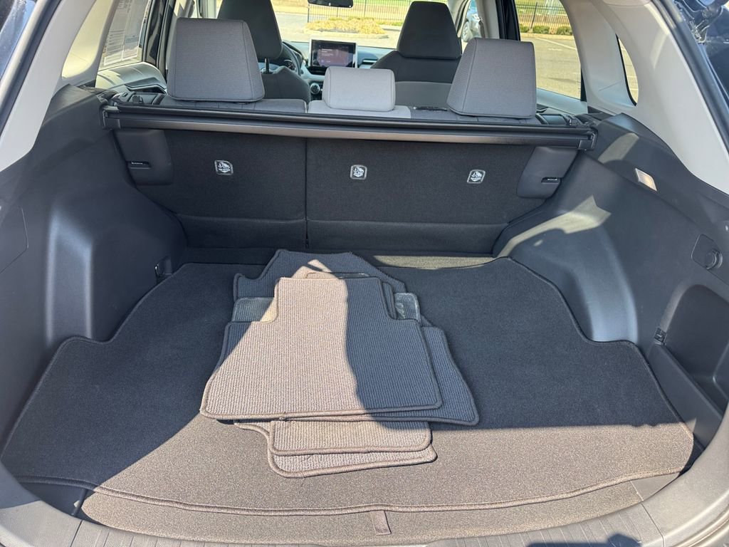 Used 2024 Toyota RAV4 XLE image 23
