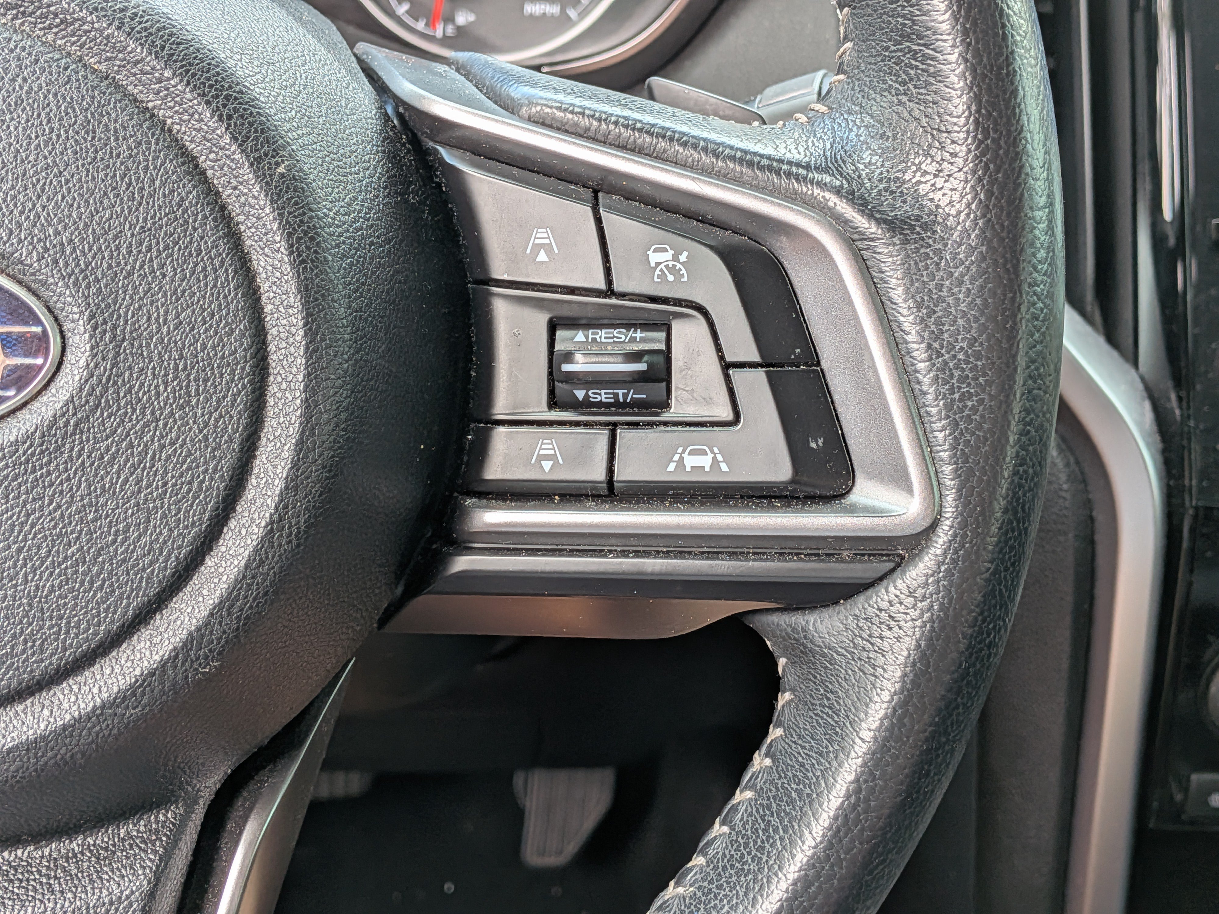 Used 2019 Subaru Ascent Premium AWD/4WD image 26