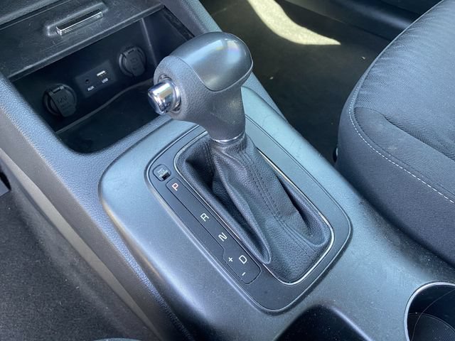Used 2016 Kia Forte LX FWD image 25