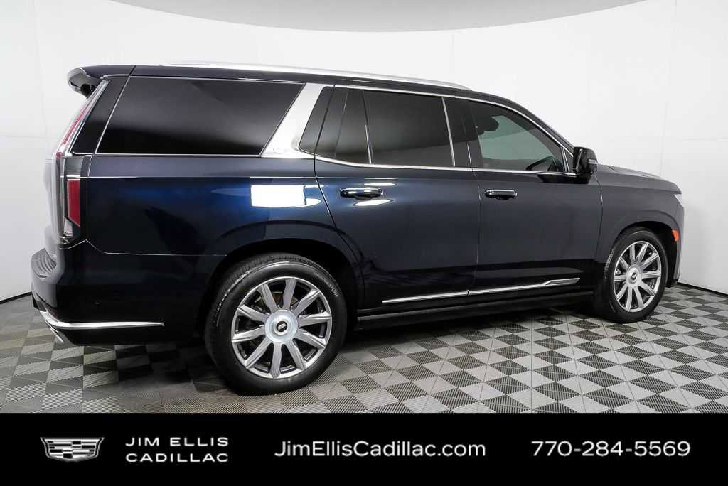 Used 2023 Cadillac Escalade Premium Luxury Platinum w/ Heavy-Duty Trailer Package image 28