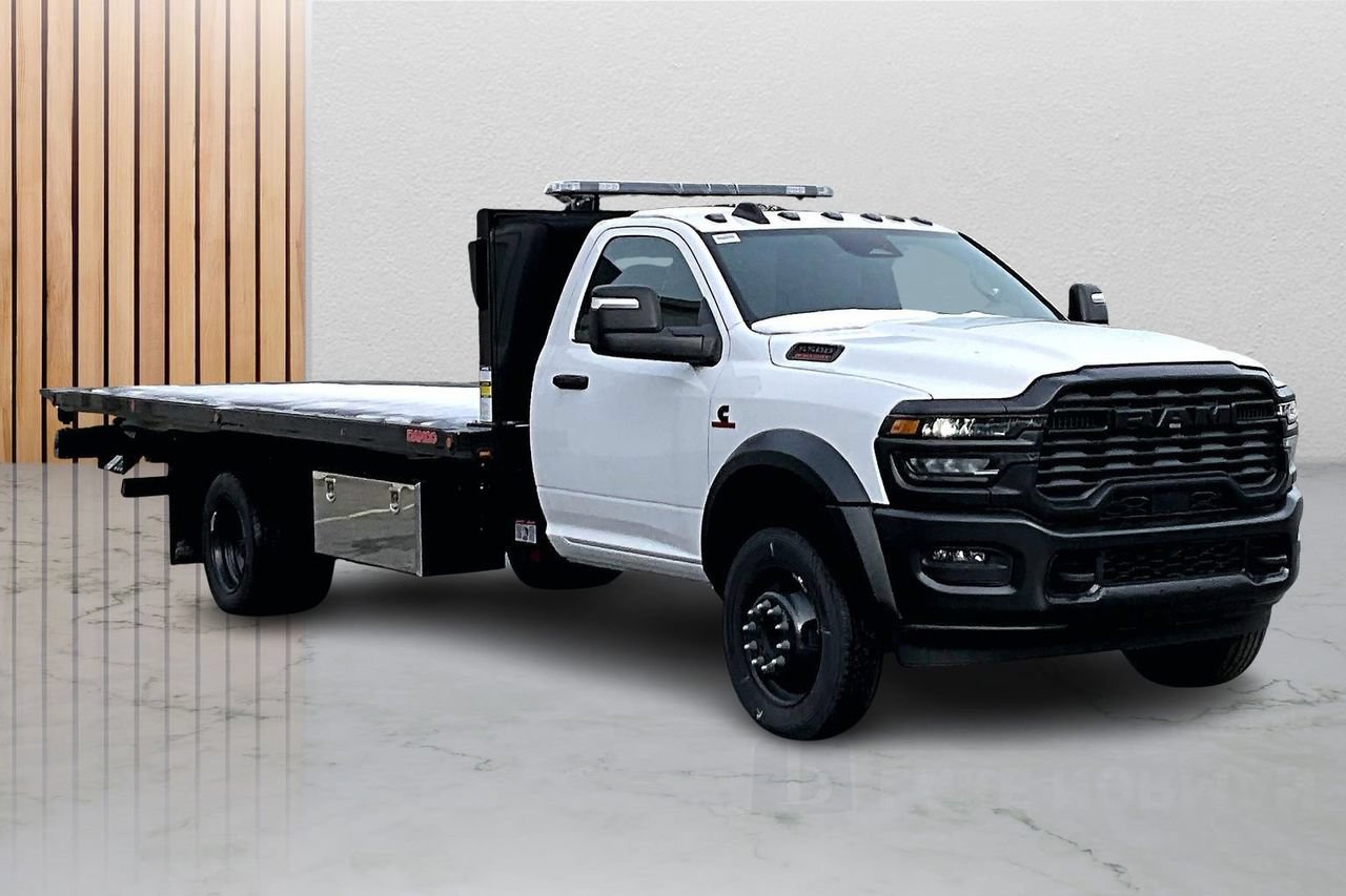 New 2025 RAM 5500 Tradesman AWD/4WD image 2